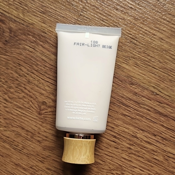 Tarte Amazonian Clay Foundation - Picture 5 of 5